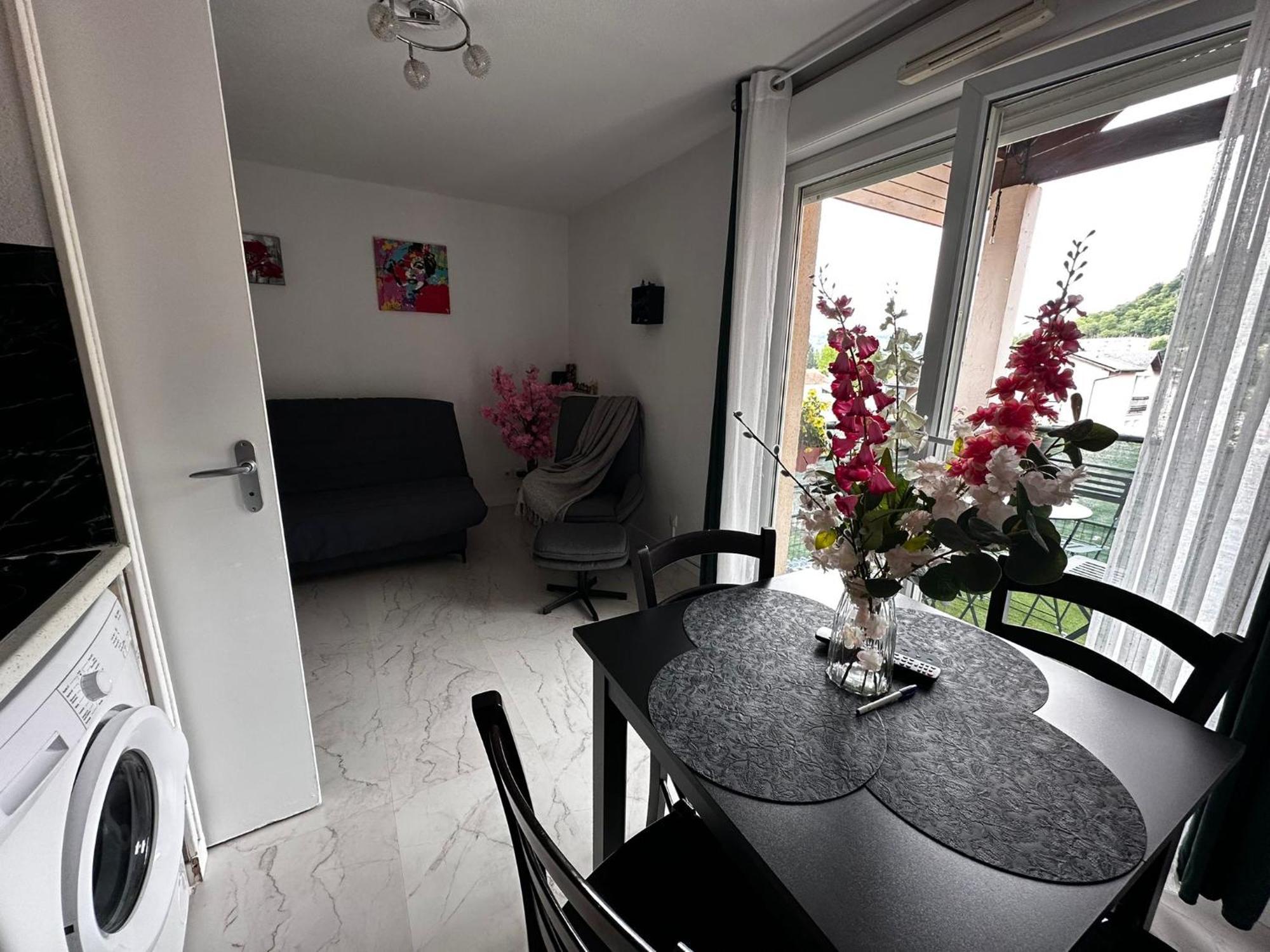 Ararat Apartment Lourdes Luaran gambar