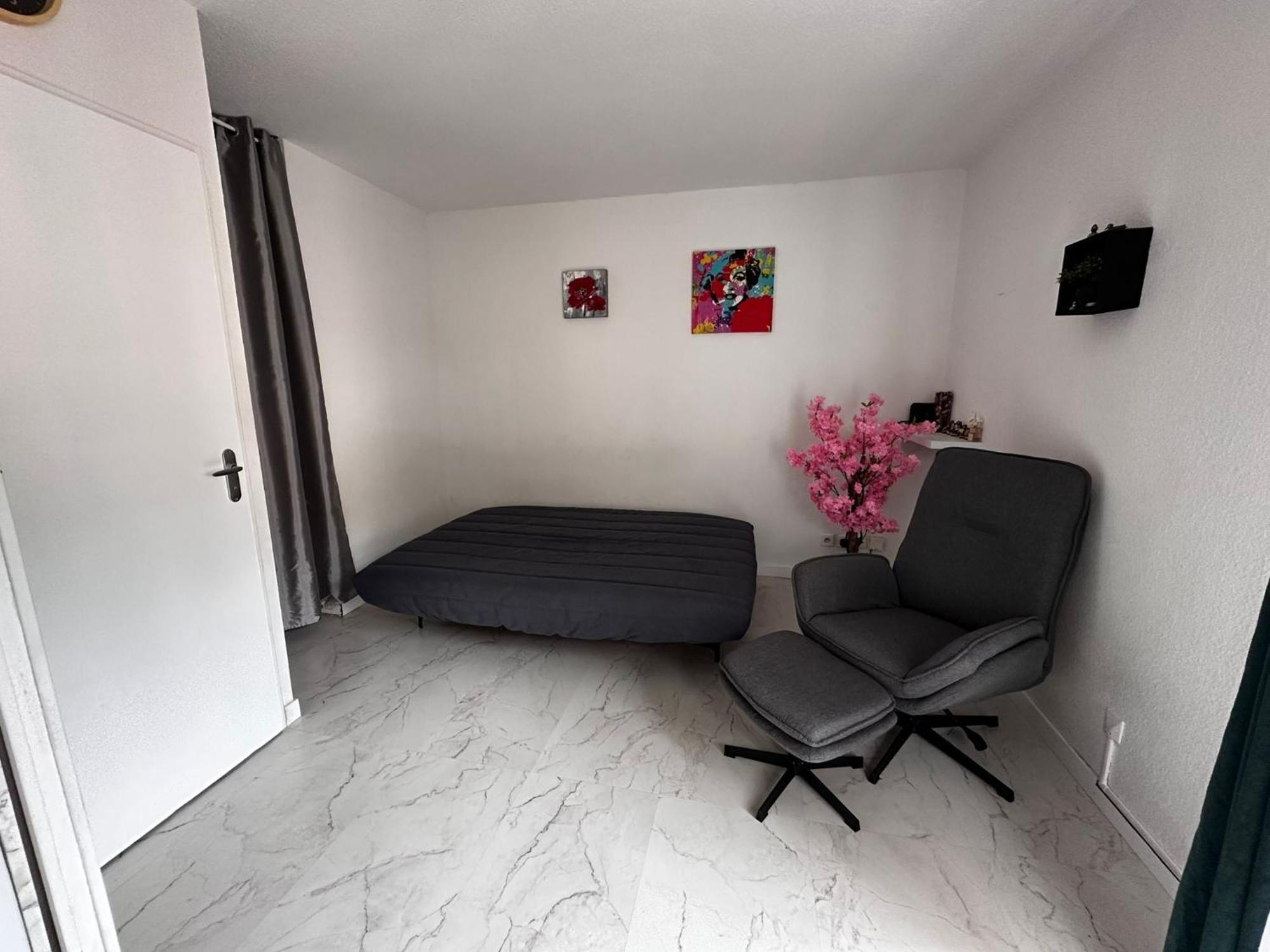 Ararat Apartment Lourdes Luaran gambar